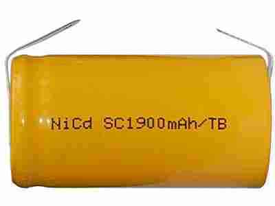 Sub-c 1900 mah nicd rechargeable battery with tabs